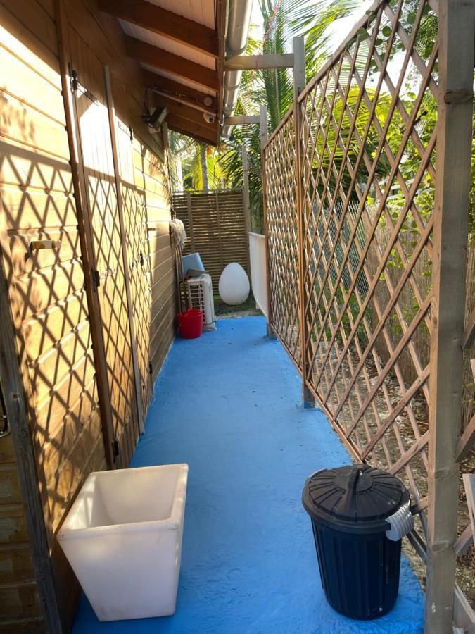 2 Bungalows Au Bord De La Plage De Montal A Moule Loues Individuellement Ou Ensemble Le Moule Zewnętrze zdjęcie