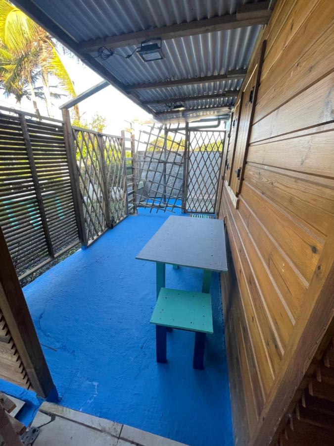 2 Bungalows Au Bord De La Plage De Montal A Moule Loues Individuellement Ou Ensemble Le Moule Zewnętrze zdjęcie